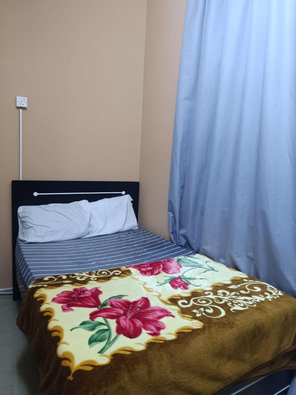 Dragon Executive Homes 002 Homestay *